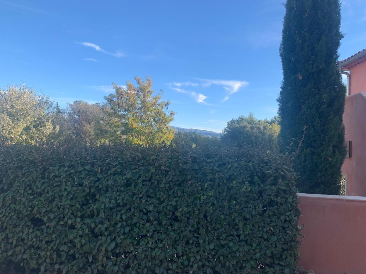 Apartment La Pinede Roussillon en Isere
